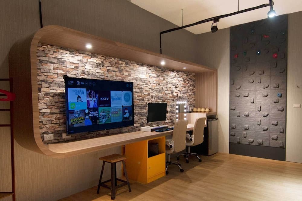 RGB Hostel