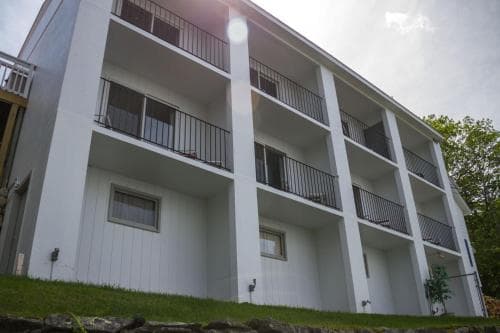 Belknap Point Inn