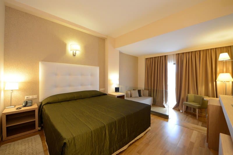 Arty Grand Hotel