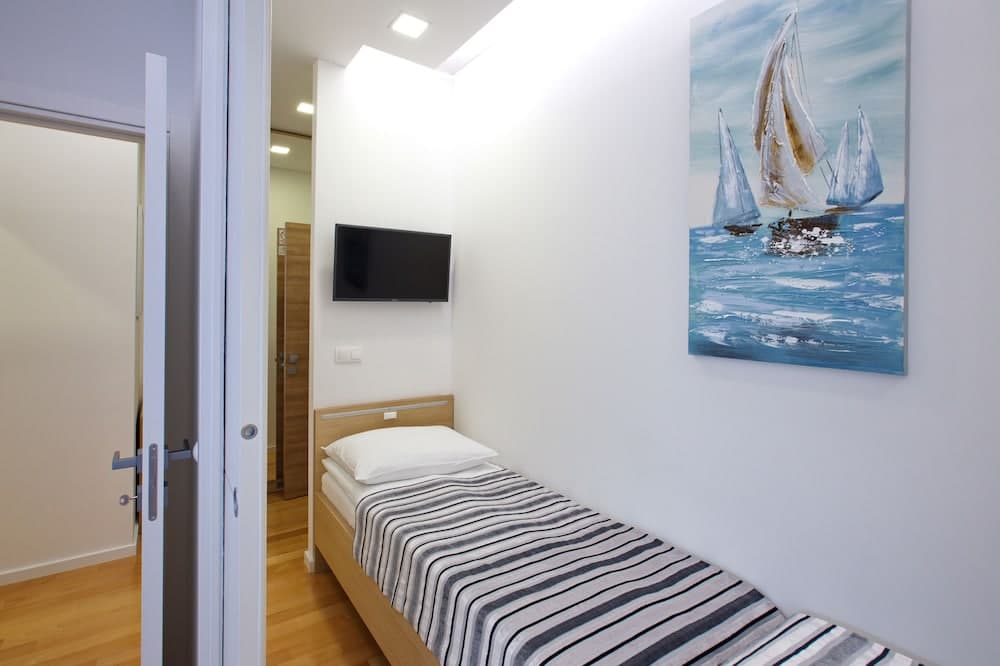 Dream Hotel
