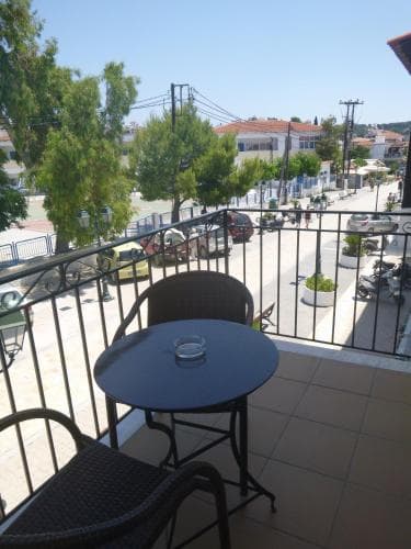 Karafelas Hotel