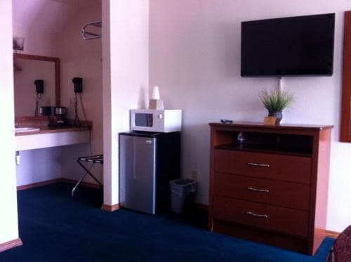Legacy Inn