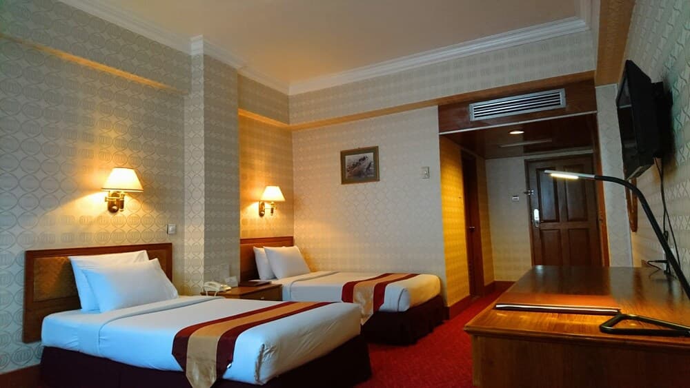 Central Hotel