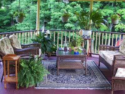 The Fairlawn Inn