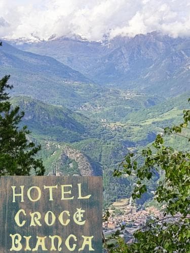 Hotel Croce Bianca