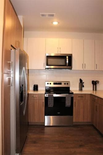 Luxury in The Gulch with Patio Pool Walk to Broadway