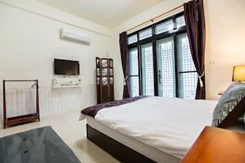 Lane 82 B&B