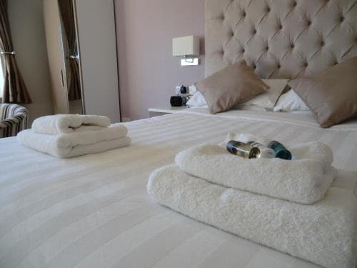 Coombe Dale Accommodation