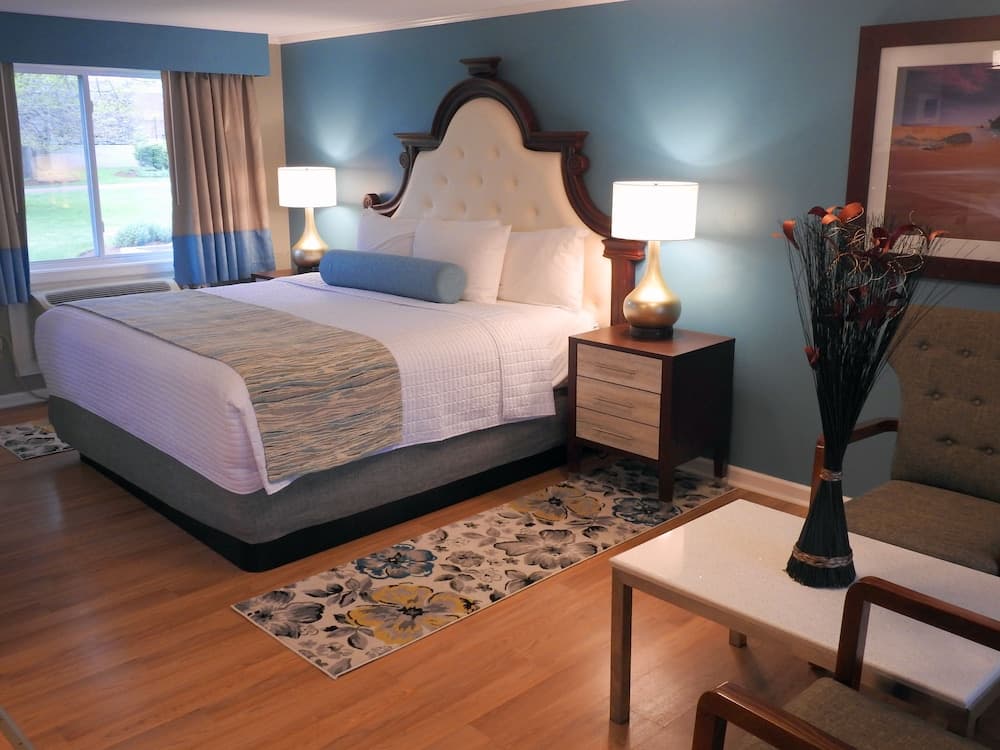 SeaCoast Inn
