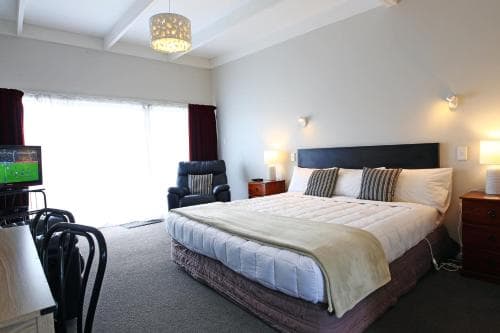 289 Midway Motel