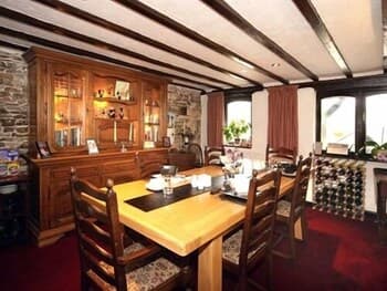 Lew Barn B&B