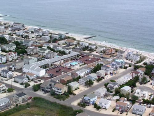Sea Spray Motel
