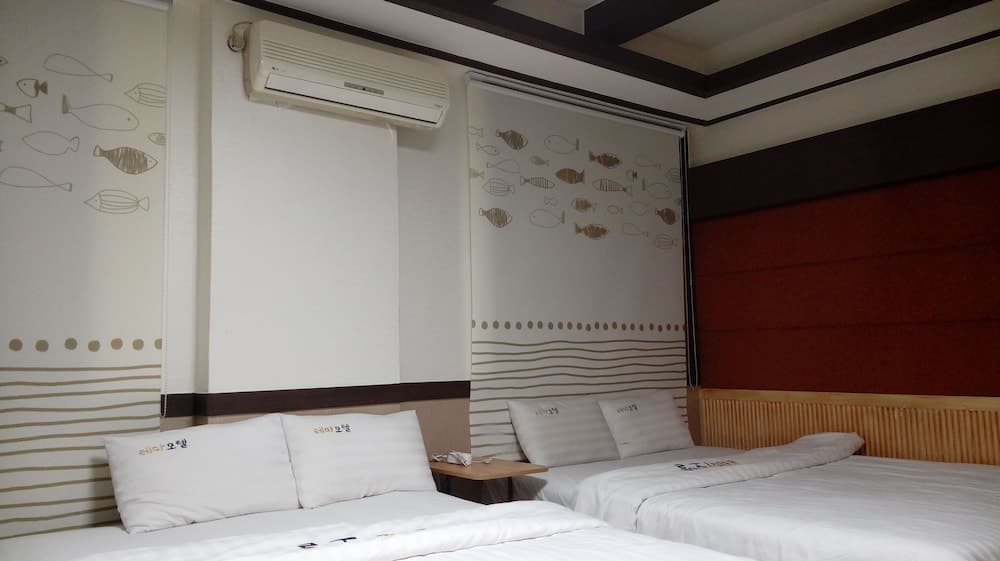 Theme Motel