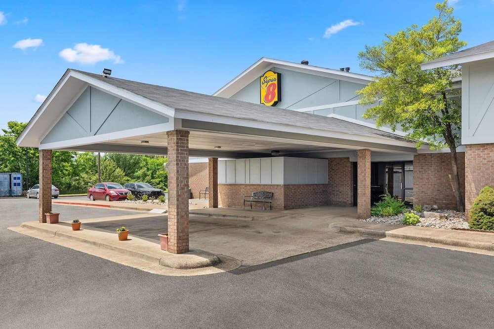 Super 8 Harrison AR