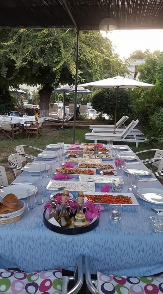 Yagmur Hotel