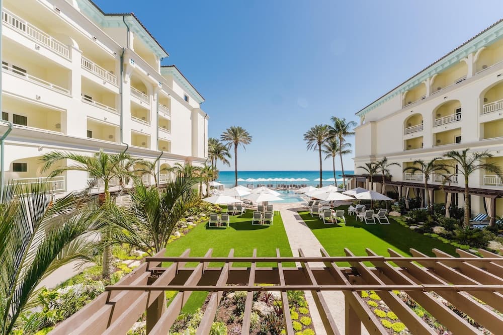 Eau Resort & Spa