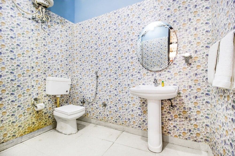 Fabexpress Aathira Inn