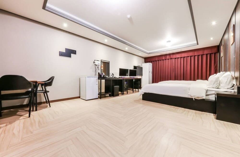 K2 Hotel