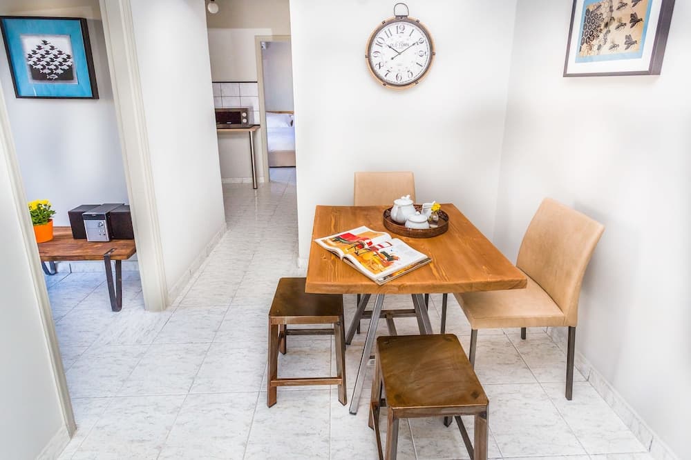 Aris Athens Suites