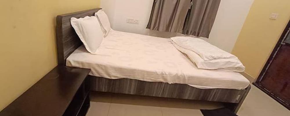 Fabhotel Ocean Bird