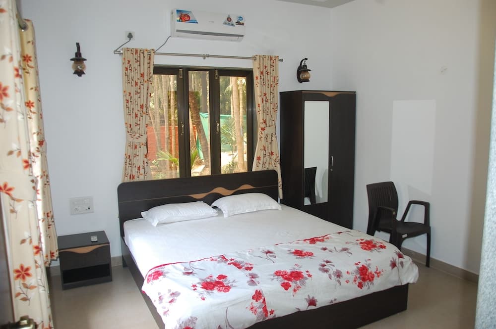 Nivaant Holidays Alibug