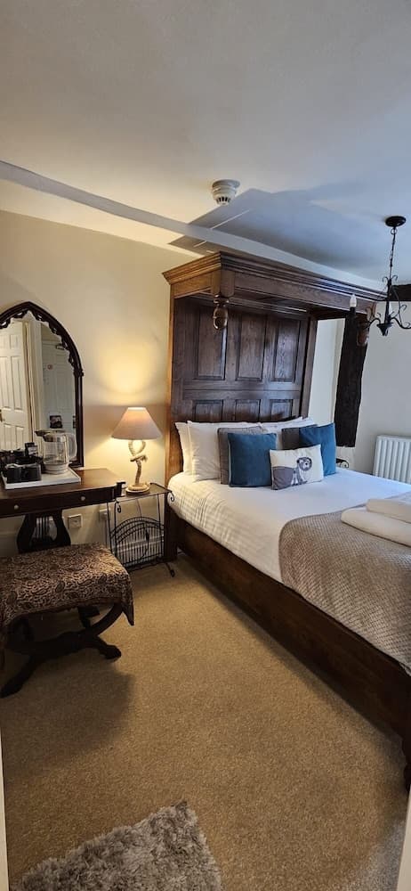 Cromwell's Inn