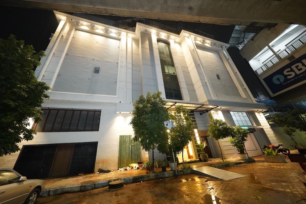 Hotel Okati Begumpet
