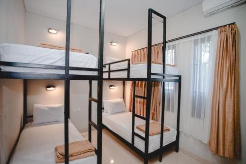 C8 Bed and Breakfast