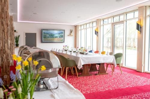 Aa Ra Hotel