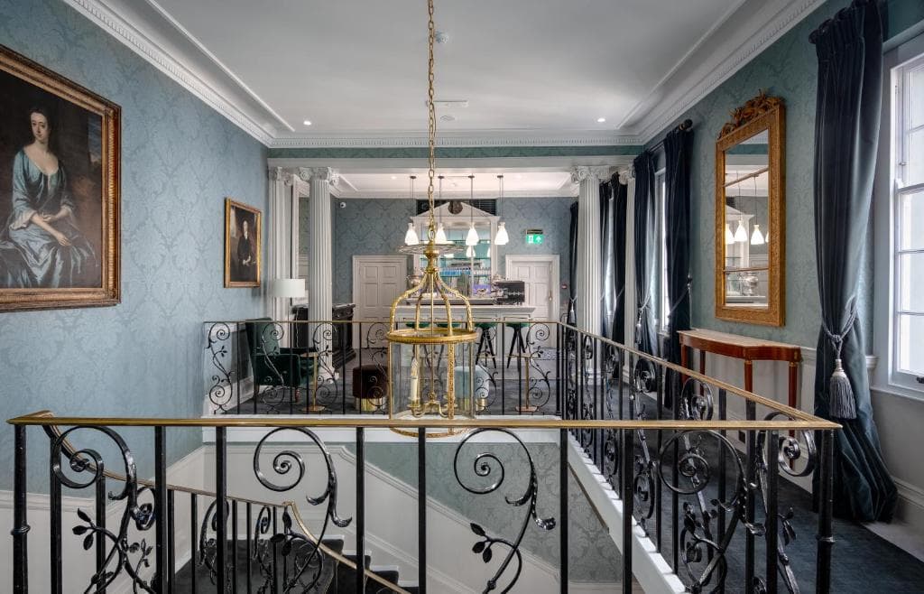No. 30 Knightsbridge