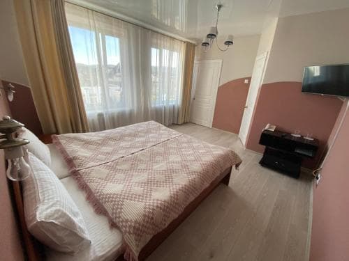 Olena Hotel