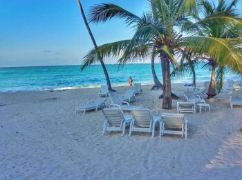 Blue Wave Bed & Breakfast