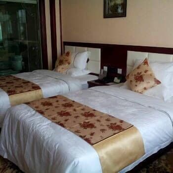 Dynasty Hotel