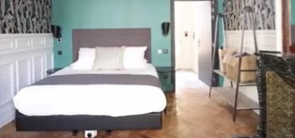 La Villa 10
