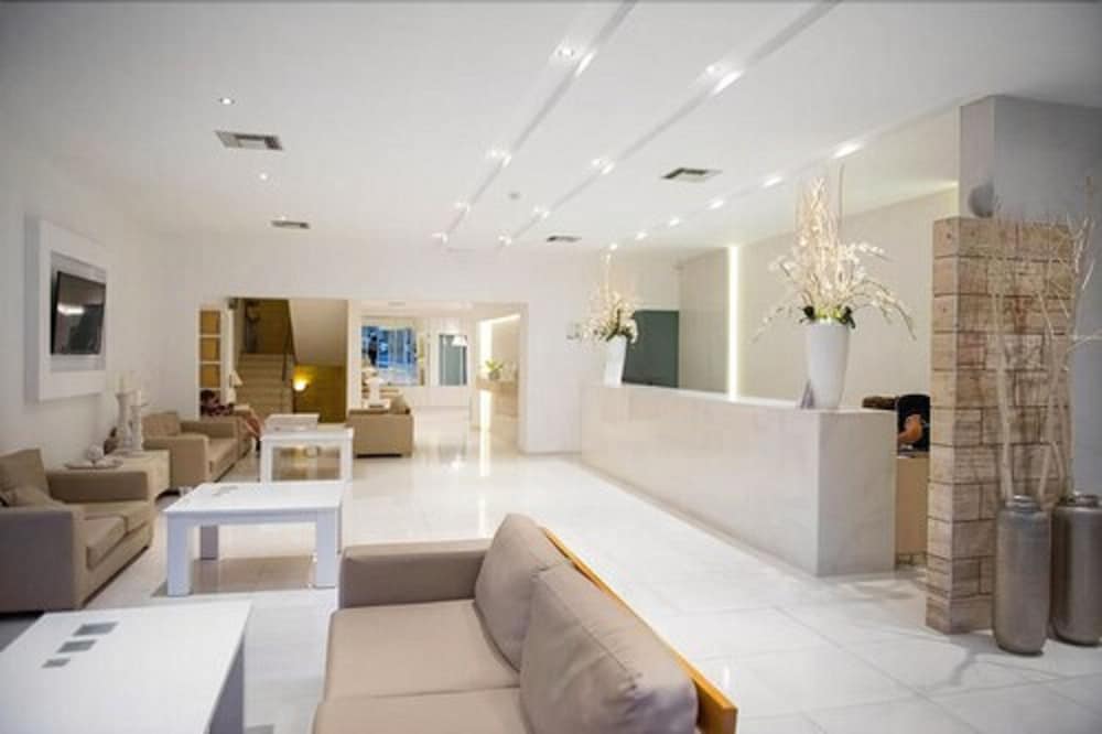 Thalia Hotel