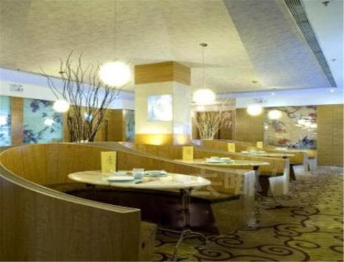 Circle Art Hotel