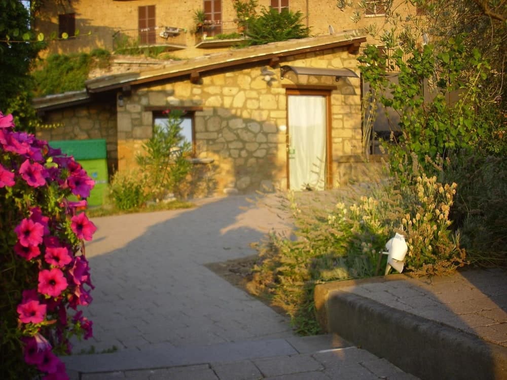 Chiara e Benedetta Villa degli Ulivi