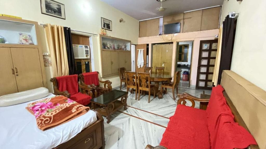 Kusum Palace