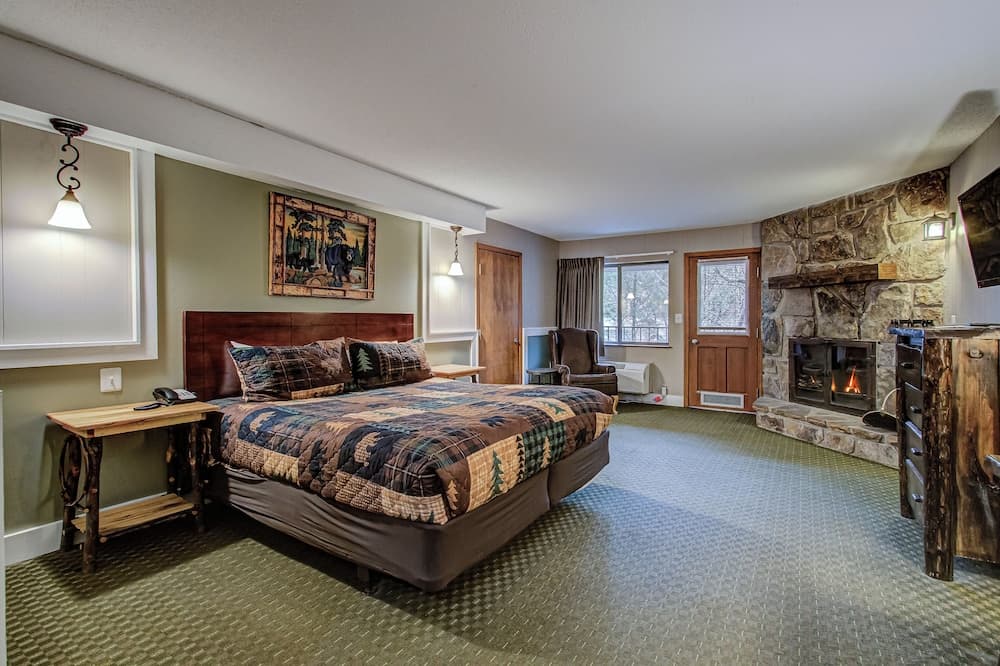 Brookside Lodge