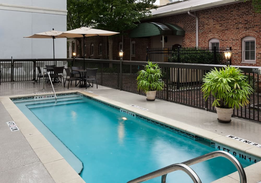 Hampton Inn & Suites Gainesville-Downtown