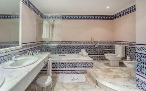 OCEANA Hotel & Spa