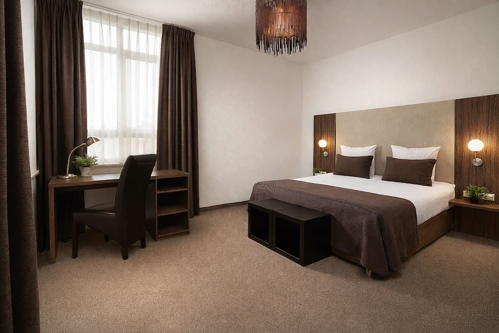Hotel La Reine
