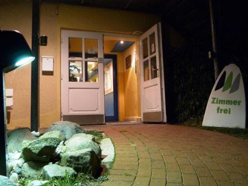 NoHotel Hostel