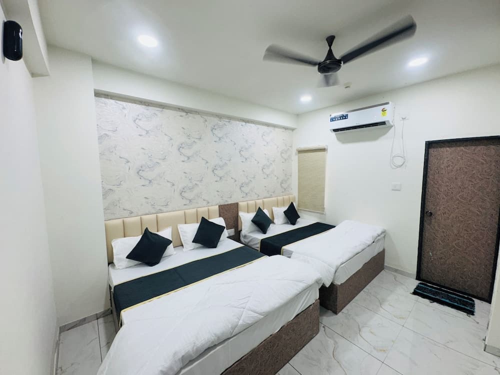Hotel shiv palace