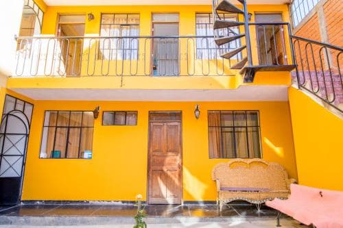 Cayesh Guest House