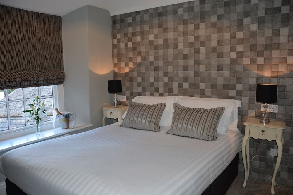 Lakes Hotel and Spa