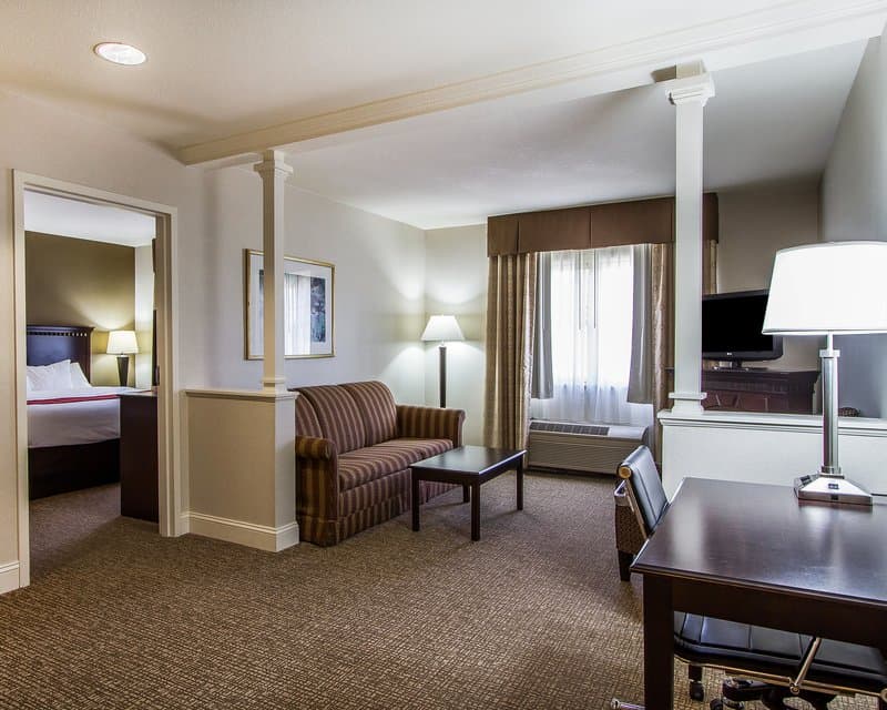 Quality Suites