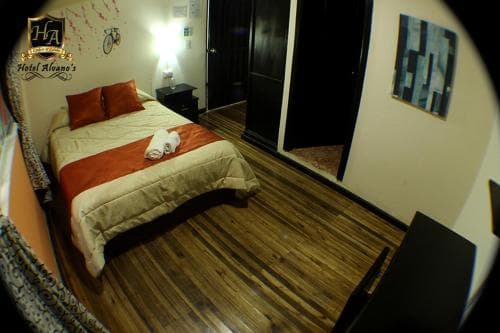 Hotel Alvanos