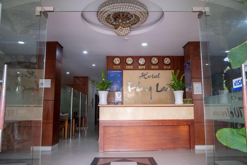 Phong Lan 2 Hotel