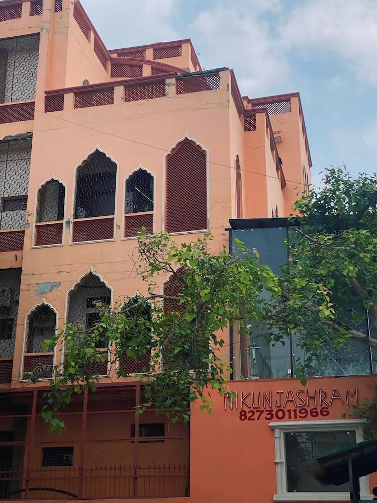 Nikunj Ashram